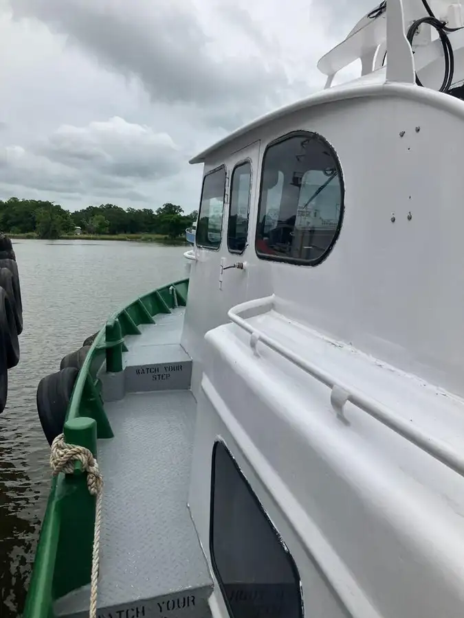 Kapal kru kanggo didol