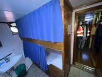 Kapal kontainer kanggo didol