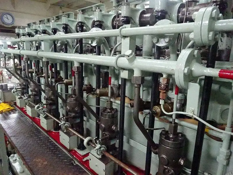 Kapal longliner kanggo didol