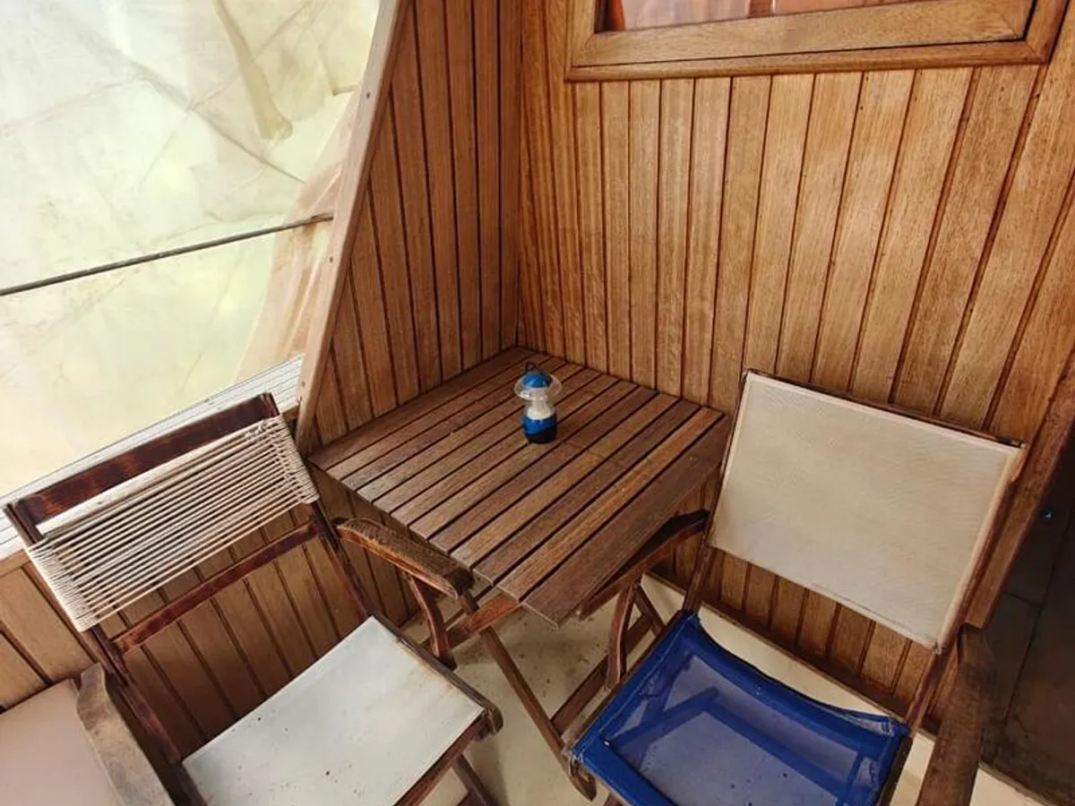 Kapal kerja kanggo didol