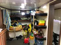 Kapal kerja kanggo didol