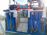 Kapal trawler kanggo didol