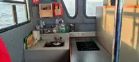 Kapal kontainer kanggo didol