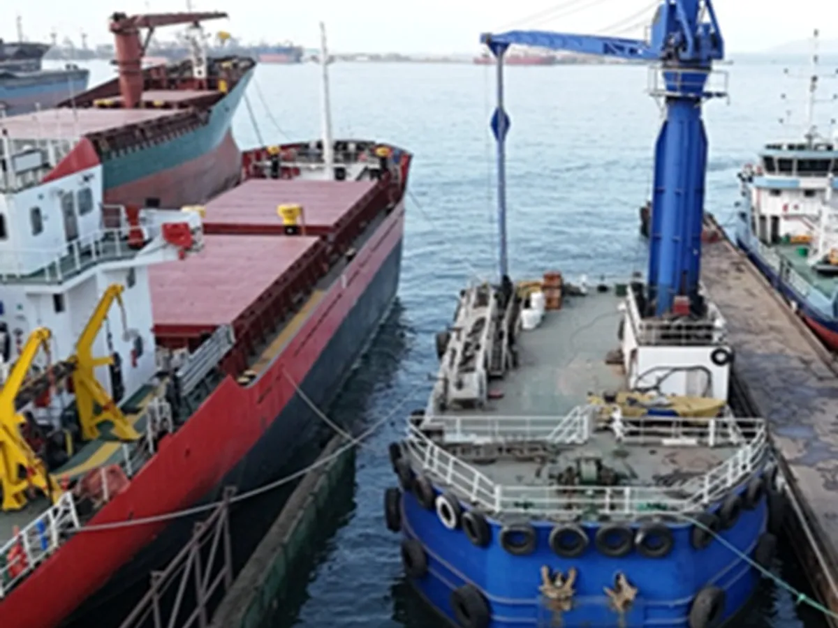Kapal kerja kanggo didol