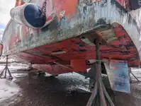 Kapal kerja kanggo didol