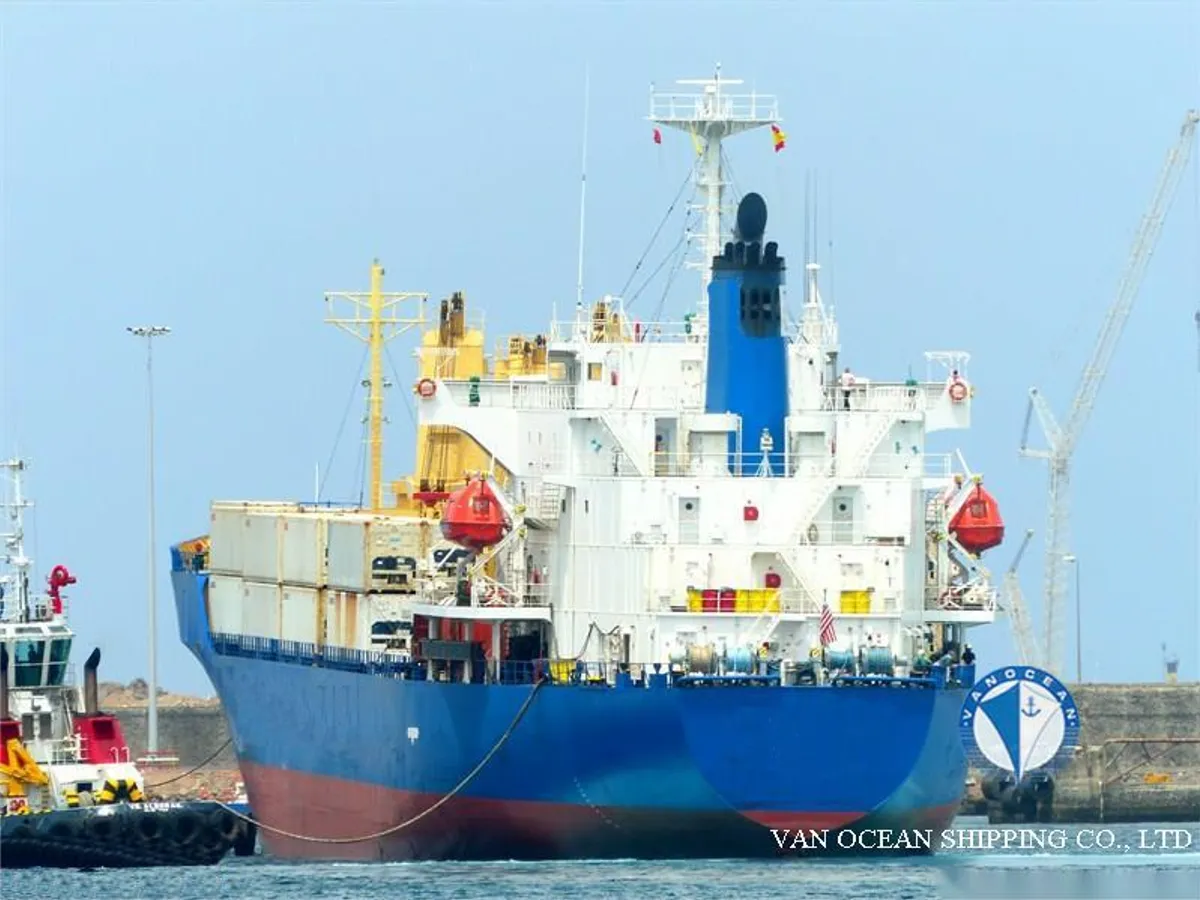 Kapal reefer kanggo didol