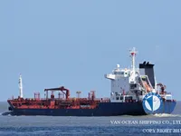 Kapal tanker minyak/bahan kimia kanggo didol