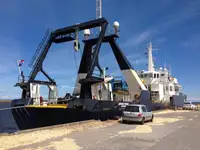 Kapal riset kanggo didol