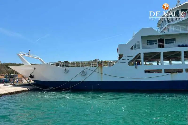 Kapal Ro-Ro kanggo didol