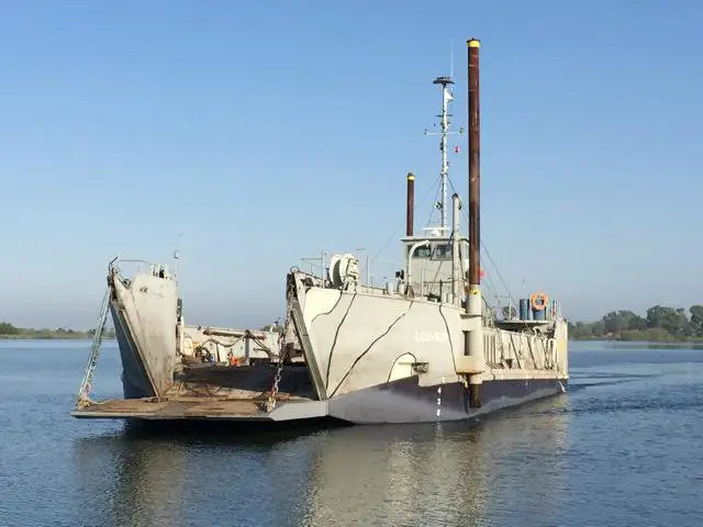 Kapal pendaratan, tangki kanggo didol