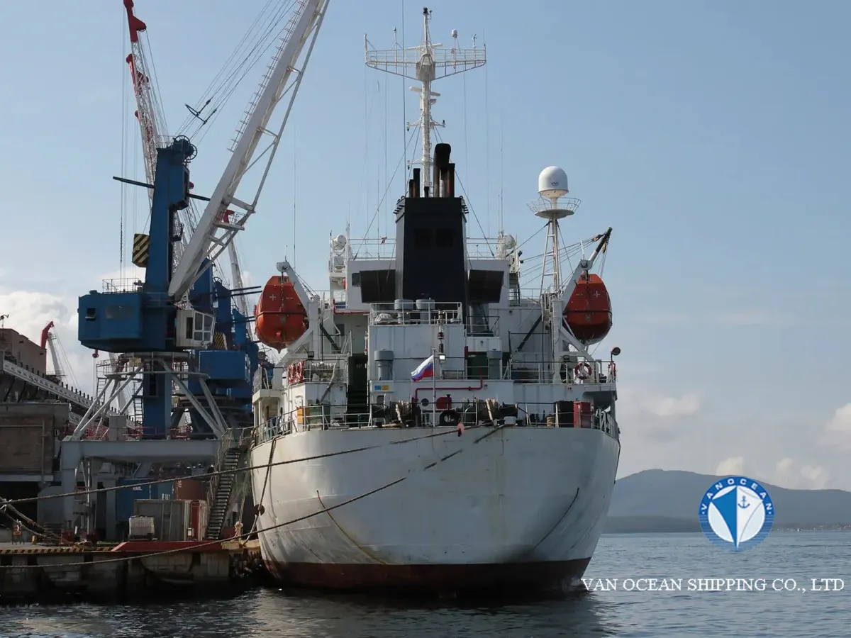 Kapal reefer kanggo didol
