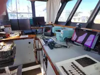 Kapal trawler kanggo didol