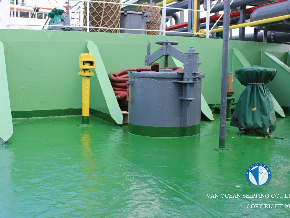 Kapal tanker minyak/bahan kimia kanggo didol