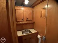 Kapal longliner kanggo didol