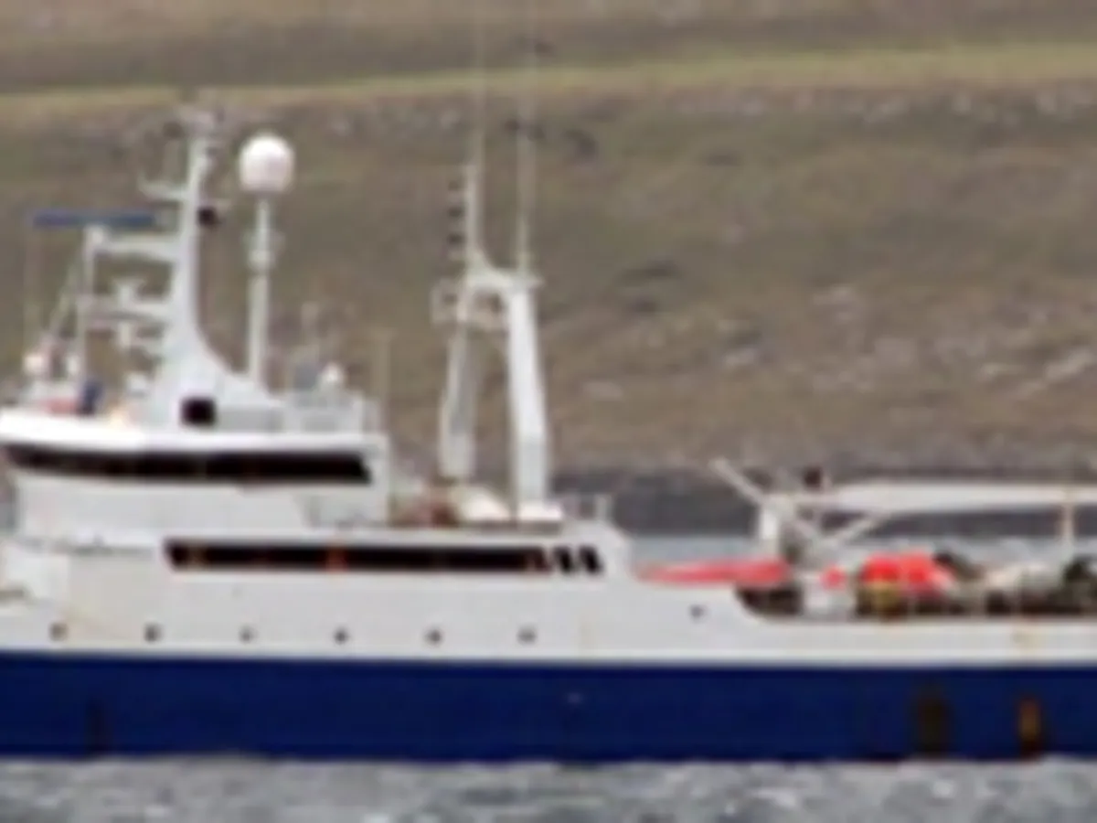 Kapal trawler kanggo didol