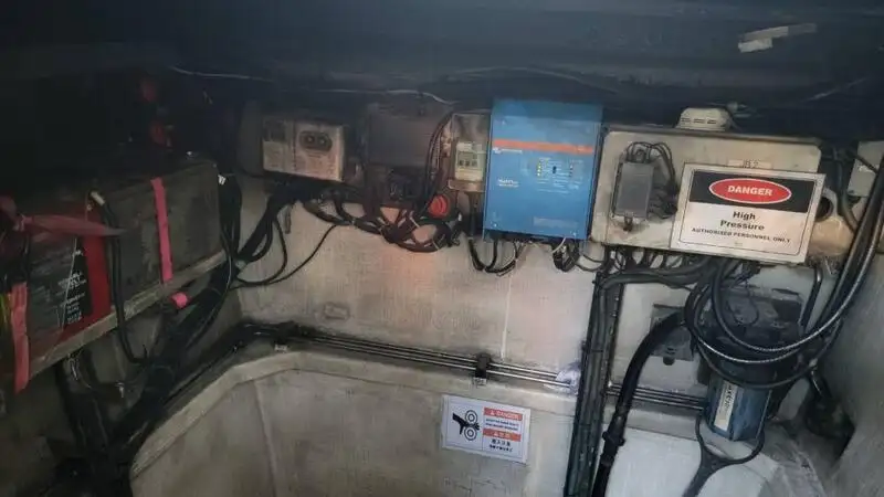 Kapal kontainer kanggo didol