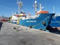 Kapal riset kanggo didol