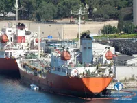 Kapal tanker minyak/bahan kimia kanggo didol