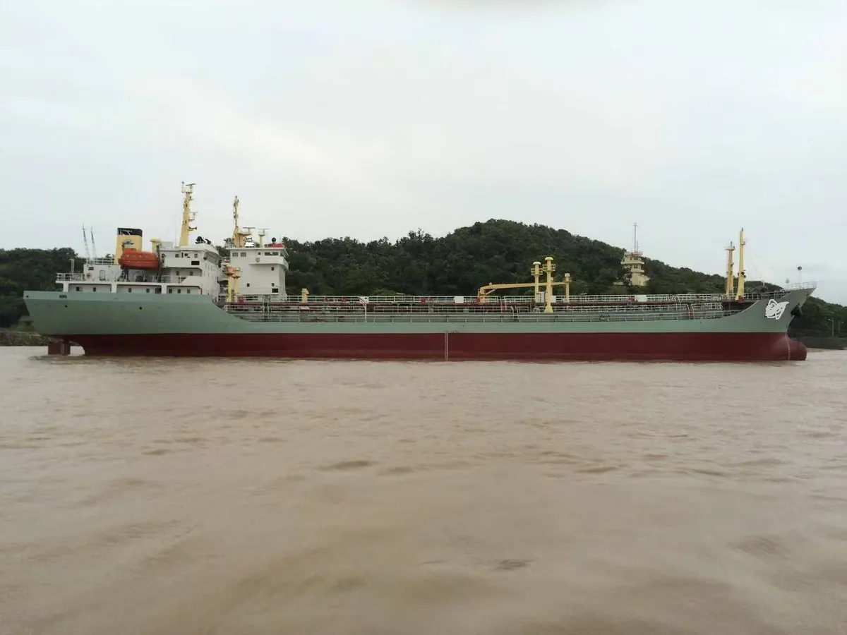 Kapal tanker produk pangan kanggo didol