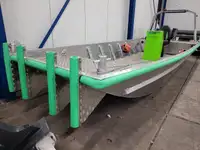 Kapal kerja kanggo didol