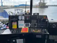 Kapal kontainer kanggo didol
