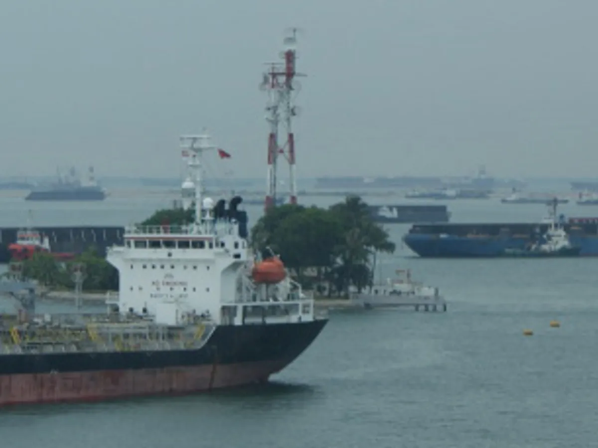 Kapal tanker minyak/bahan kimia kanggo didol