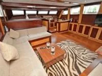 Yacht kanggo didol
