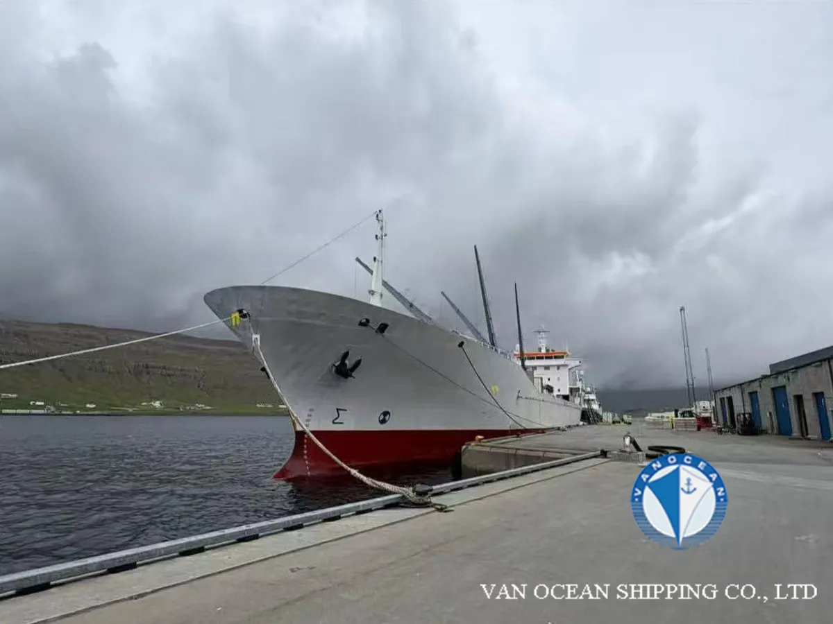 Kapal reefer kanggo didol