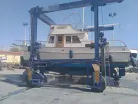 Kapal tanker minyak/bahan kimia kanggo didol