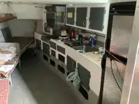 Kapal kerja kanggo didol