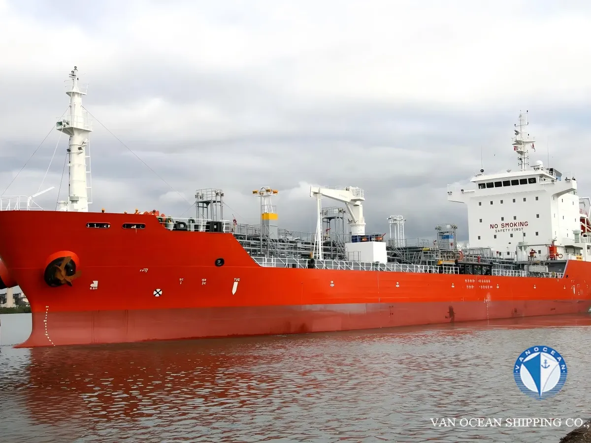 Kapal tanker minyak/bahan kimia kanggo didol