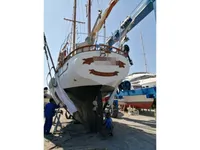 Yacht kanggo didol
