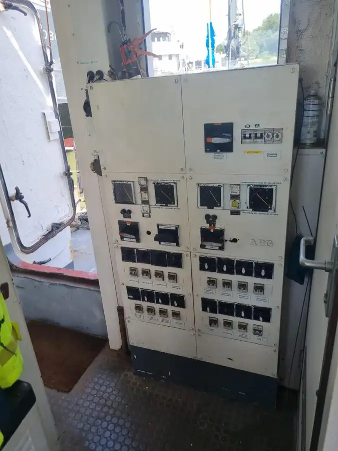Kapal pendaratan, tangki kanggo didol