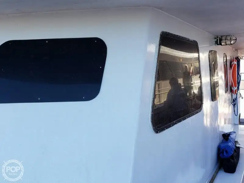 Kapal feri kanggo didol