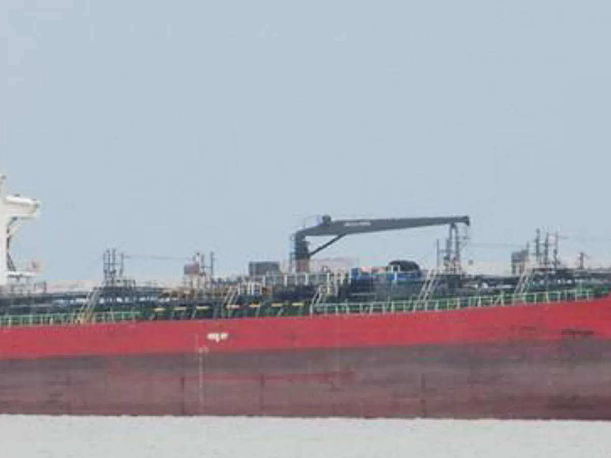 Kapal tanker minyak/bahan kimia kanggo didol
