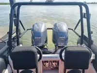 Kapal kontainer kanggo didol