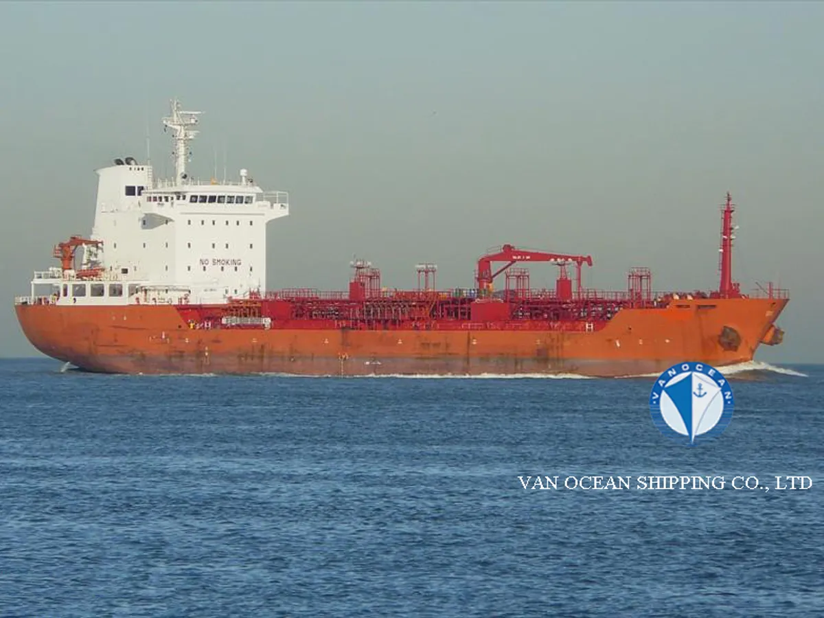 Kapal tanker minyak/bahan kimia kanggo didol