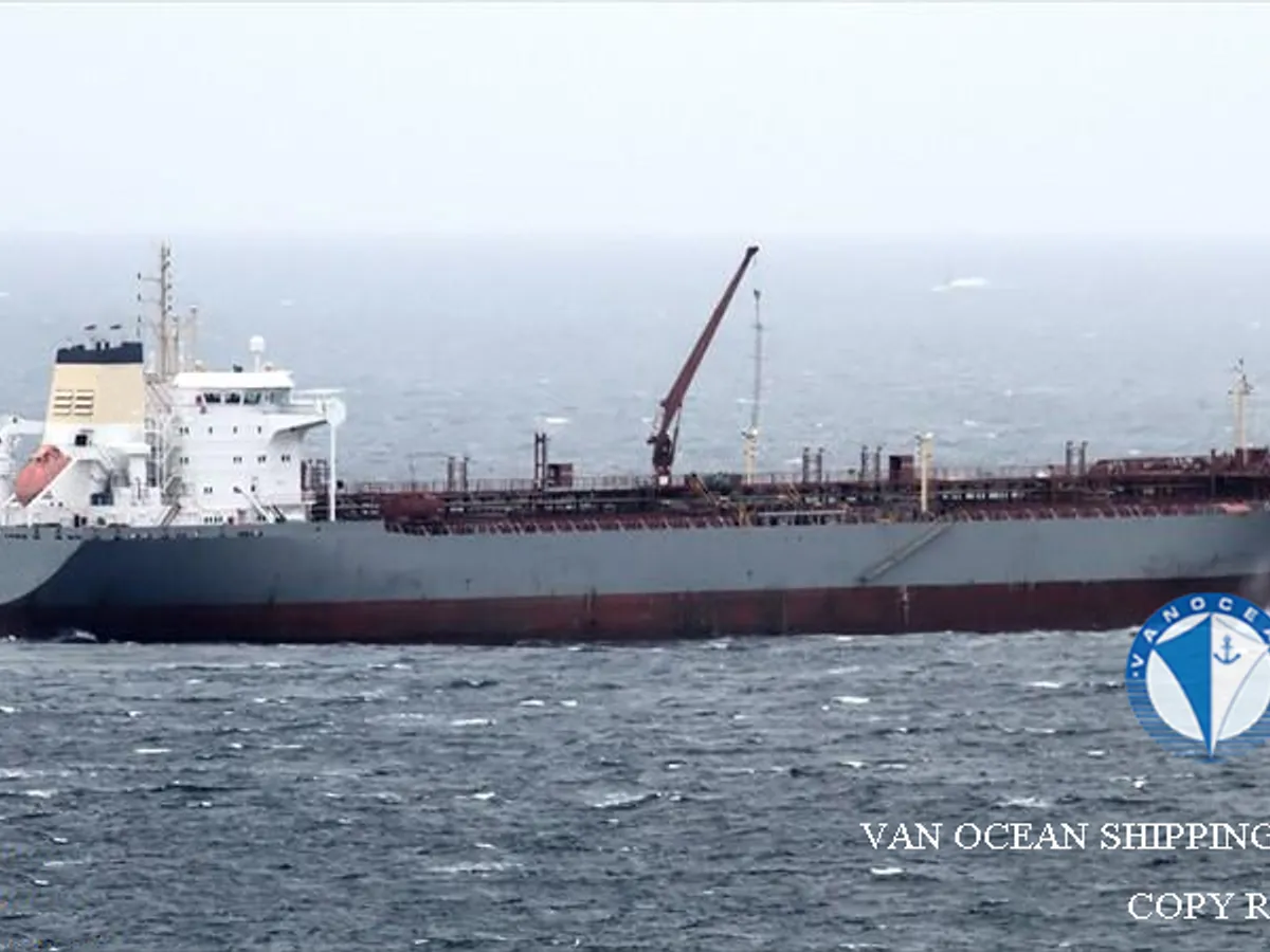 Kapal tanker minyak/bahan kimia kanggo didol