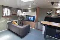 Hotel ngambang kanggo didol