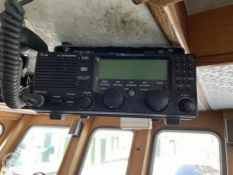 Kapal longliner kanggo didol