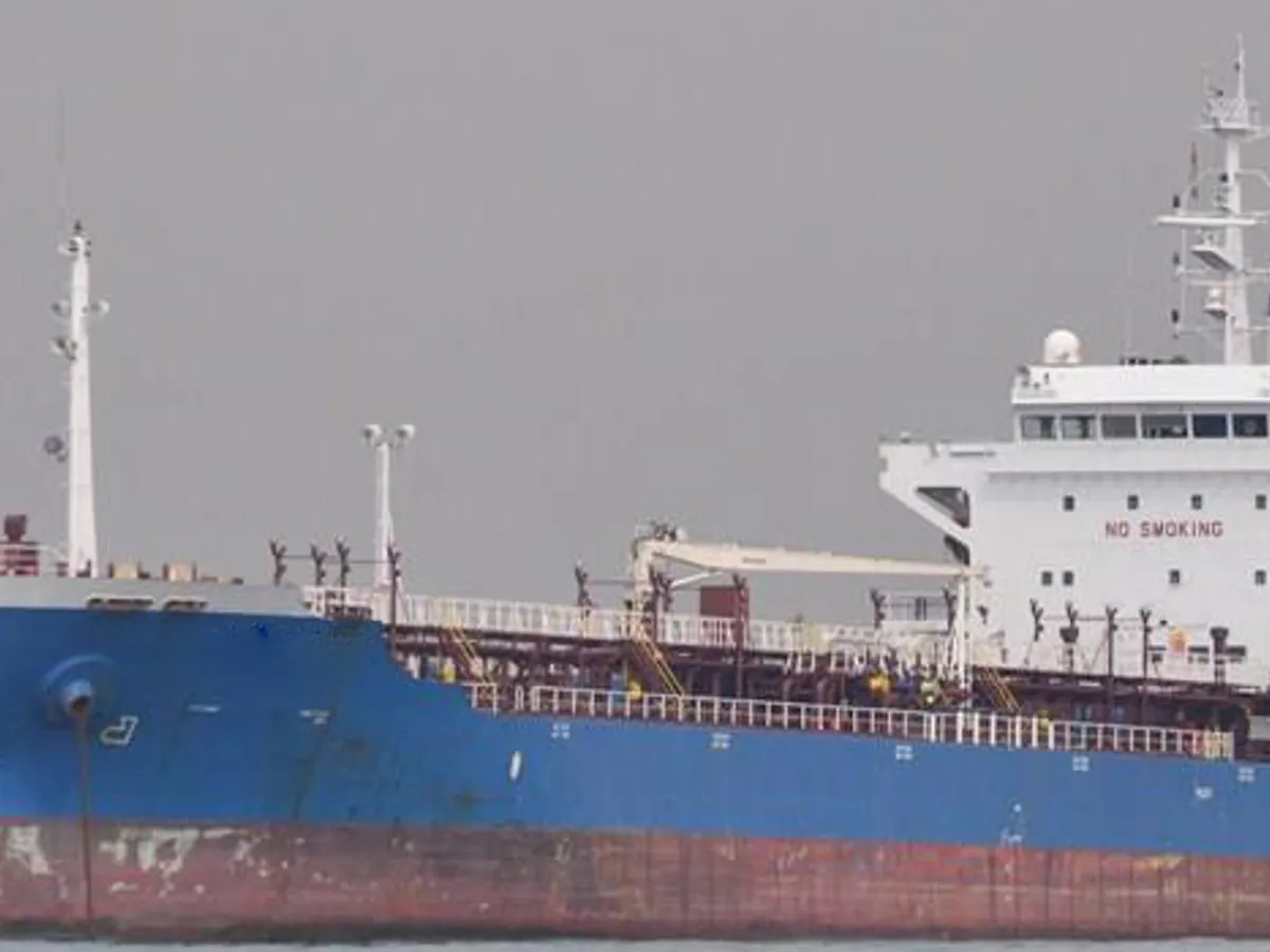 Kapal tanker minyak/bahan kimia kanggo didol