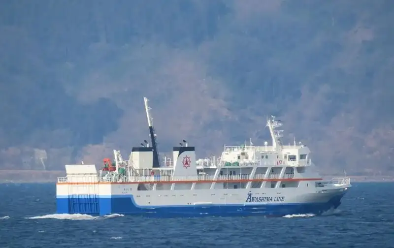 Kapal Ro-Ro kanggo didol
