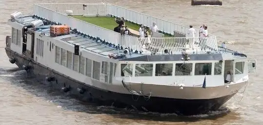 Kapal pesiar-feri kanggo didol