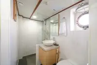 Kapal survei kanggo didol