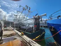 Kapal trawler kanggo didol