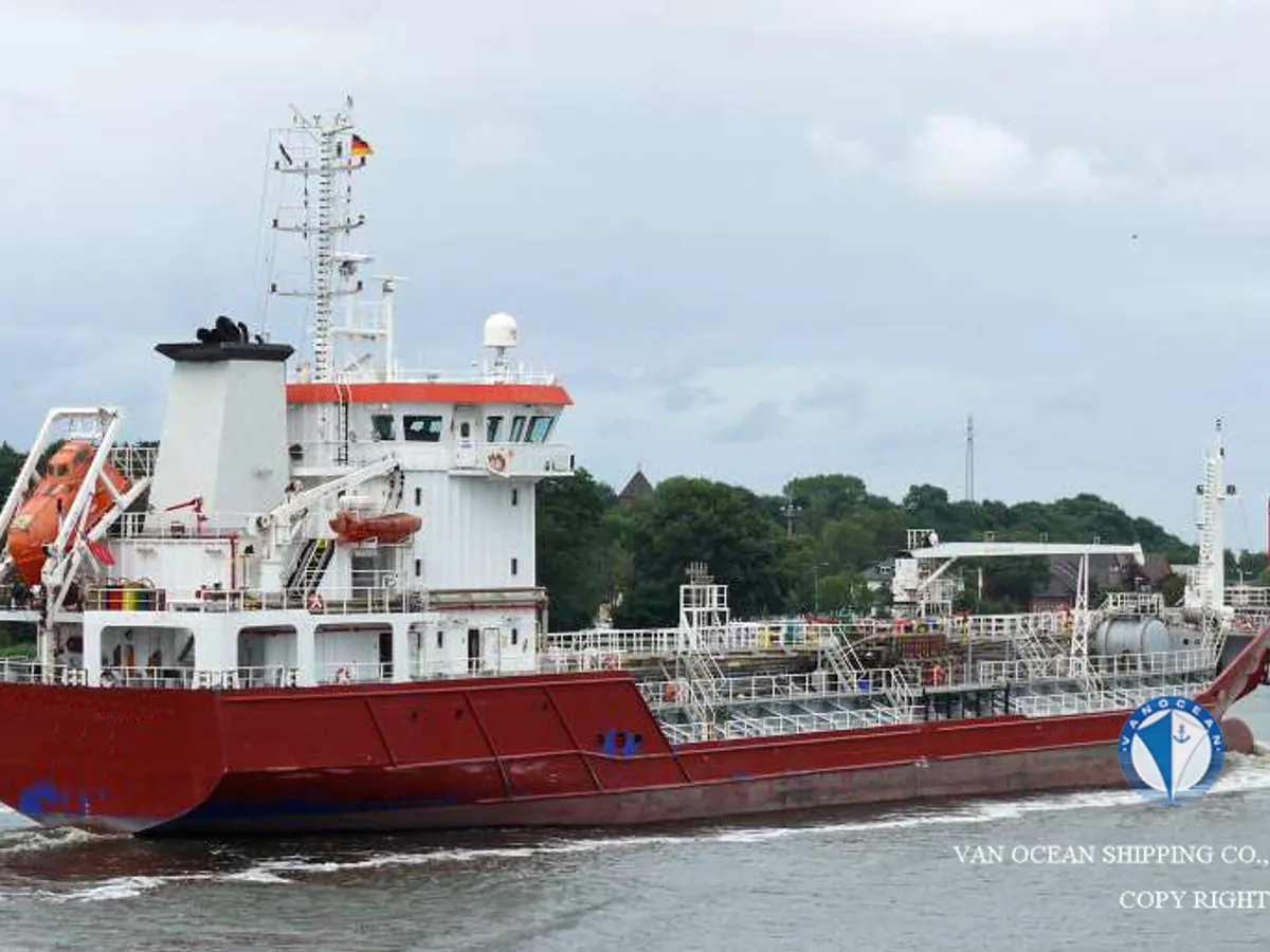 Kapal tanker minyak/bahan kimia kanggo didol