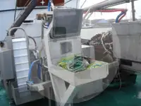 Kapal trawler berkas kanggo didol