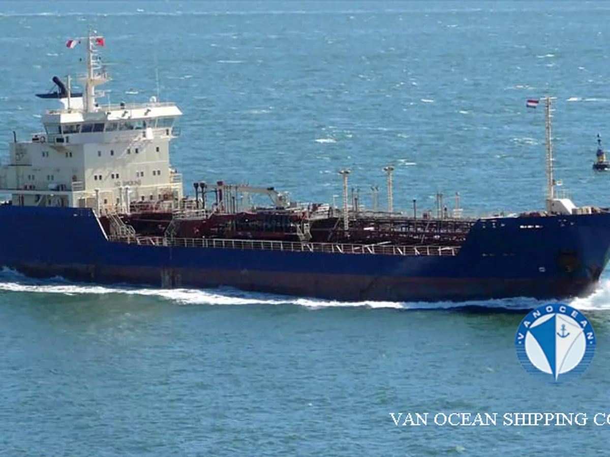 Kapal tanker minyak/bahan kimia kanggo didol