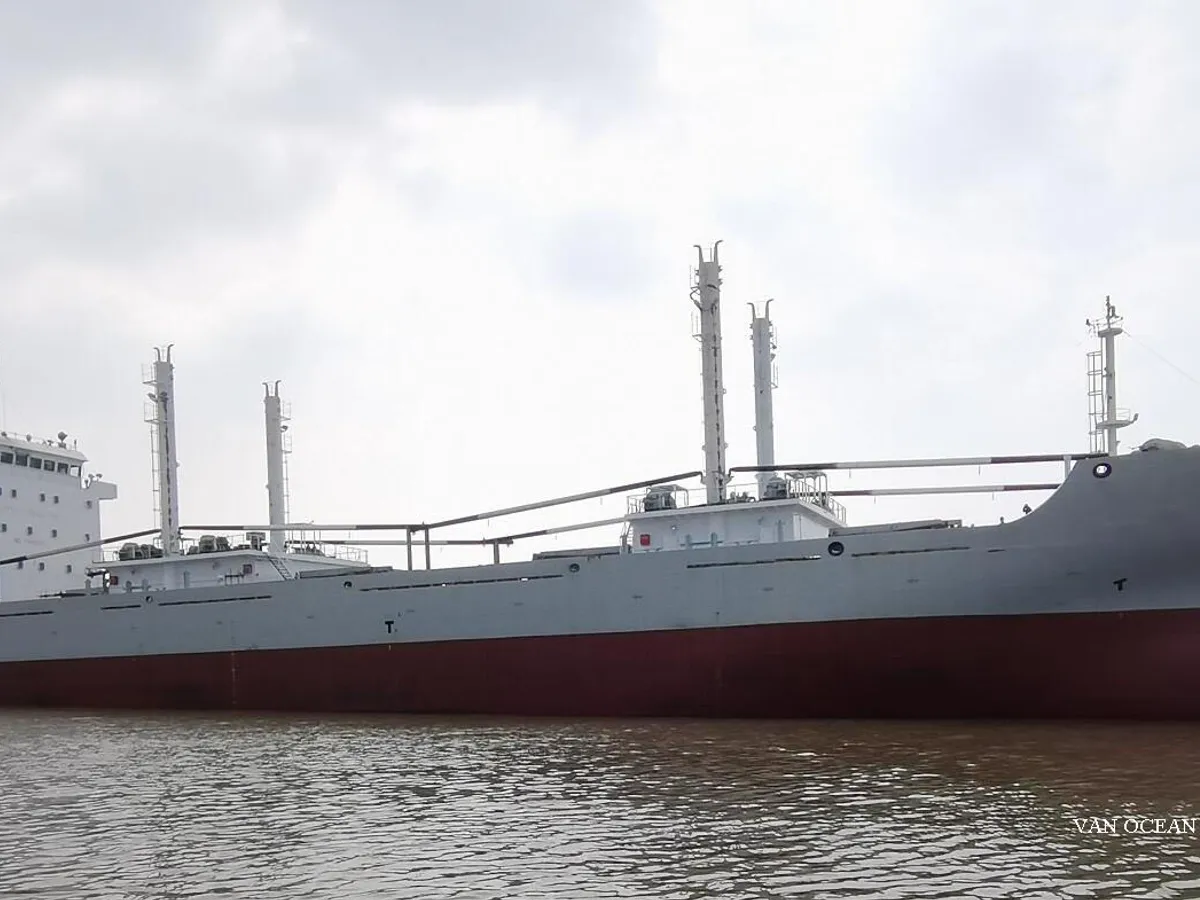 Kapal reefer kanggo didol