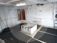 Kapal pengangkut iwak urip kanggo didol
